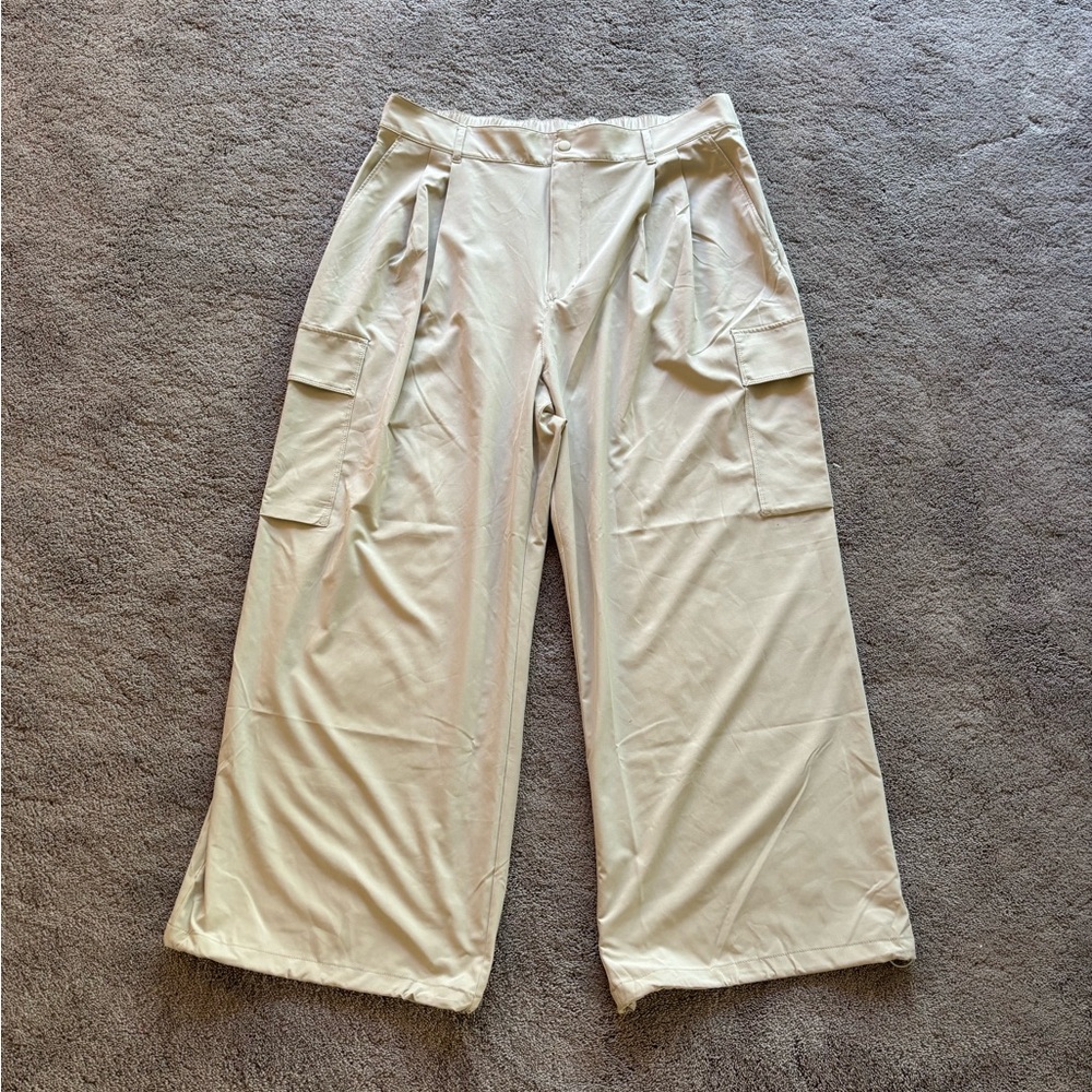 GAPFit Tan Cargo Pants